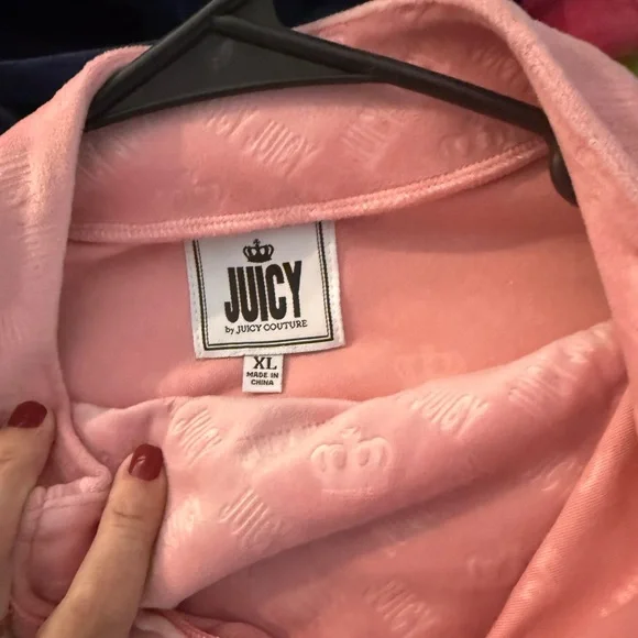 Juicy Couture Pink Monogram Velour Lounge Set - XL - Picture 2 of 9